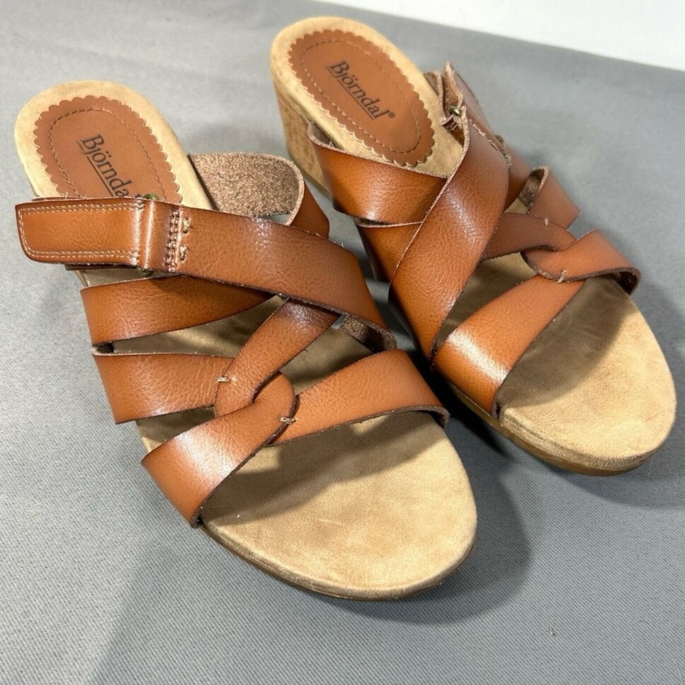 Bjorndal Leather Cork Wedge Sandals Criss Cross Womens 8.5 M 2.5" Heels Adjust